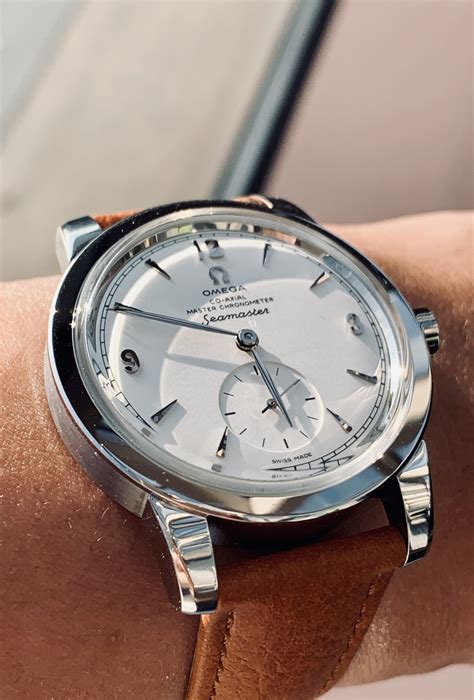 glass onion omega seamaster|The Luxury Watches in 'Glass Onion' Are Characters .